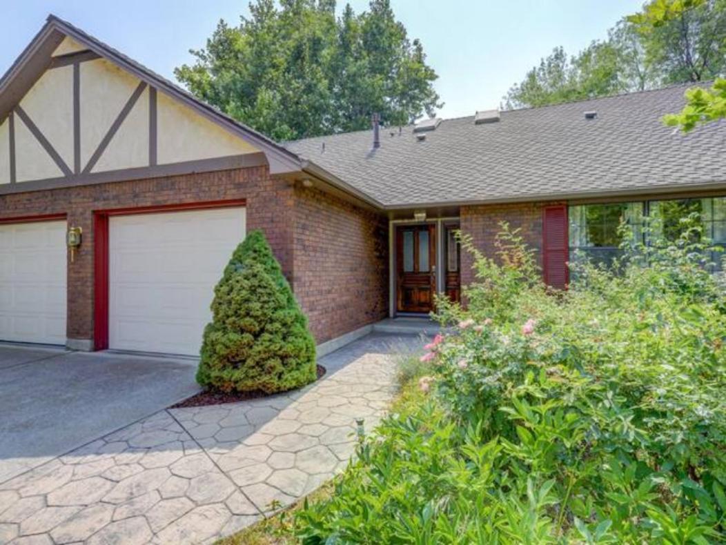 Experience Nirvana With Artwork Collections From Around The Globe Located In Lakewood Neighborhood In Se Boise Next To A Park, Minutes From Bown Crossing And The Boise River, 10 Minutes To Downtown, 4 Beds, Sleeps 8, Pets Welcome In Large Fenced In Y Dış mekan fotoğraf