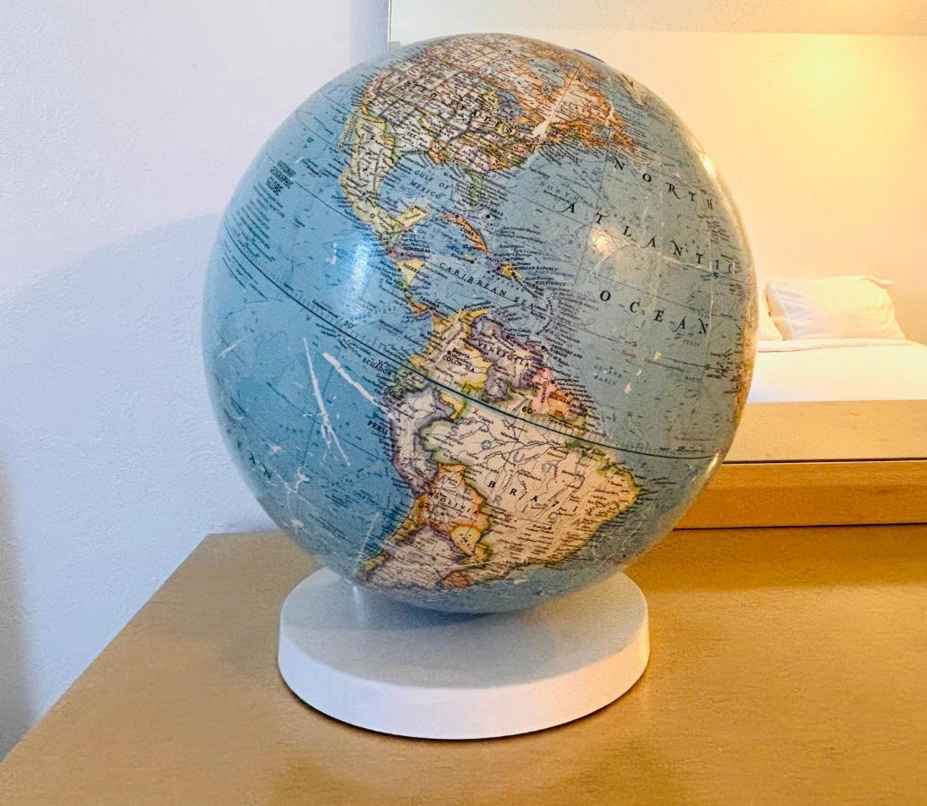Experience Nirvana With Artwork Collections From Around The Globe Located In Lakewood Neighborhood In Se Boise Next To A Park, Minutes From Bown Crossing And The Boise River, 10 Minutes To Downtown, 4 Beds, Sleeps 8, Pets Welcome In Large Fenced In Y Dış mekan fotoğraf